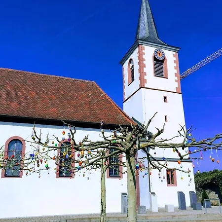 Lichtdurchflutetes - Mainwiesen Homestay Waldbuttelbrunn