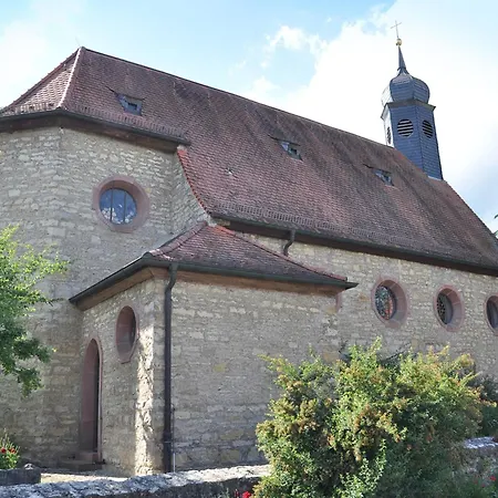 Homestay Lichtdurchflutetes - Mainwiesen Waldbuttelbrunn